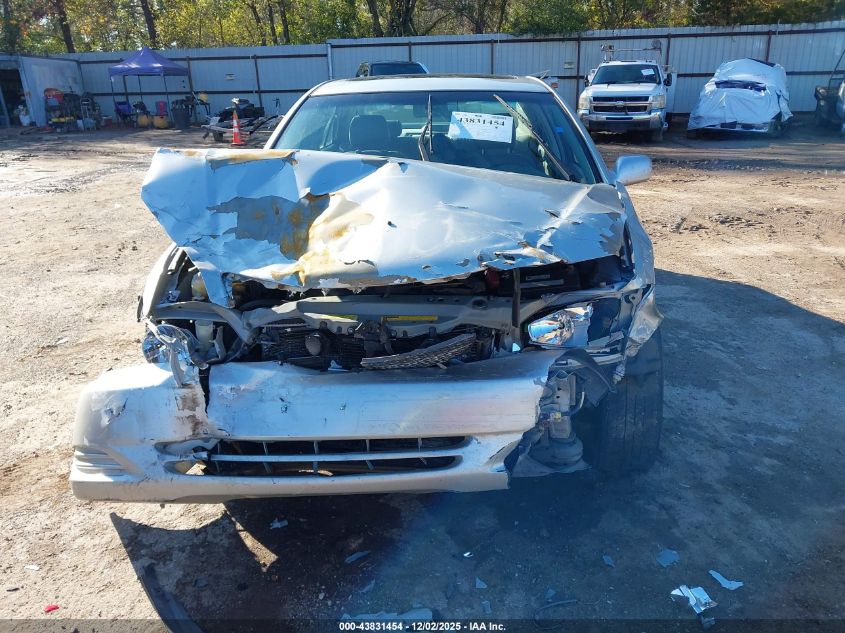 2002 Toyota Camry Le V6 VIN: 4T1BF30K12U005421 Lot: 43831454