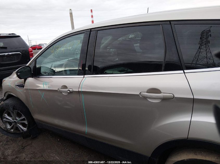 2017 Ford Escape Se VIN: 1FMCU9GD6HUD37576 Lot: 43831497