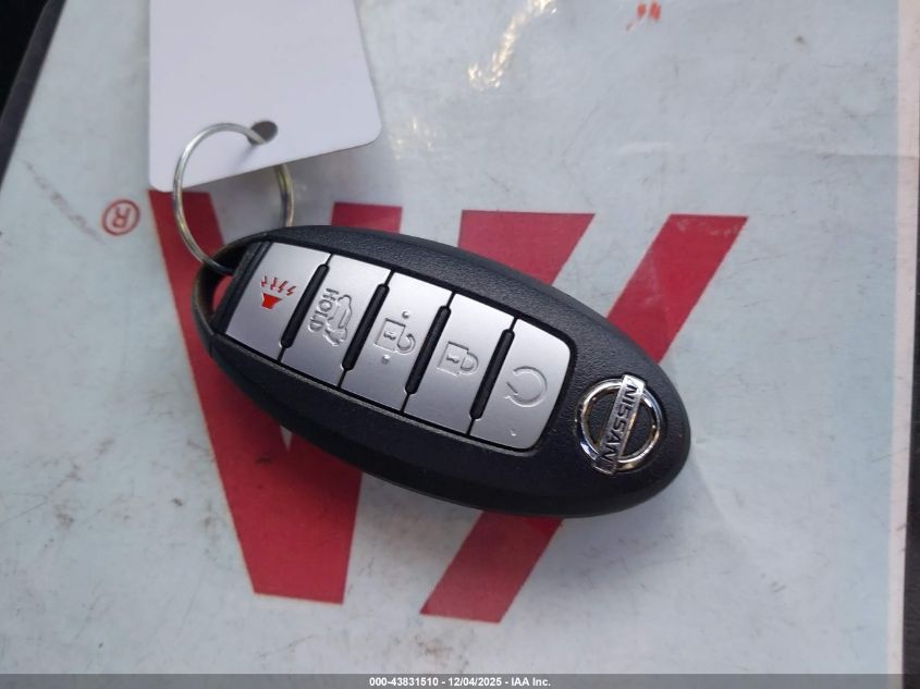 2017 Nissan Rogue Sl VIN: 5N1AT2MV0HC751568 Lot: 43831510