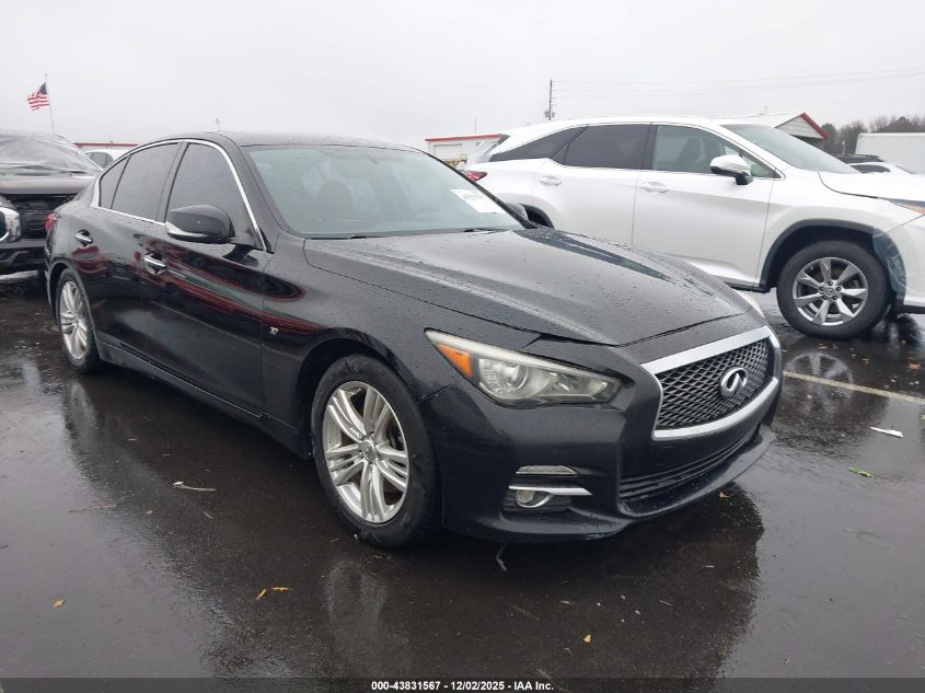 INFINITI Q50 PREMIUM