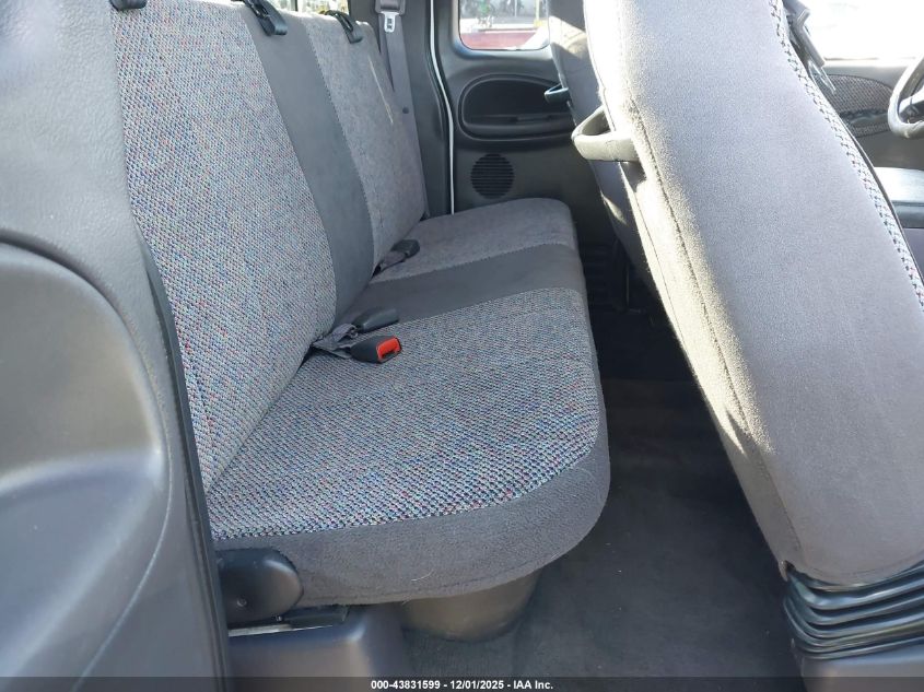 2002 Dodge Ram 2500 St VIN: 3B7KC23Z42M236527 Lot: 43831599