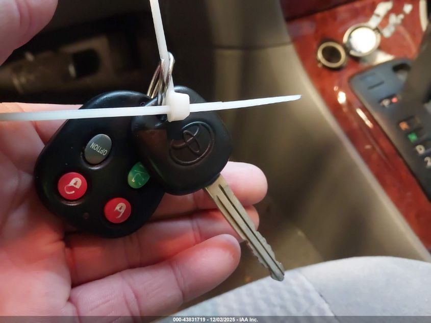 2006 Toyota Corolla Le VIN: 1NXBR32E56Z653526 Lot: 43831719