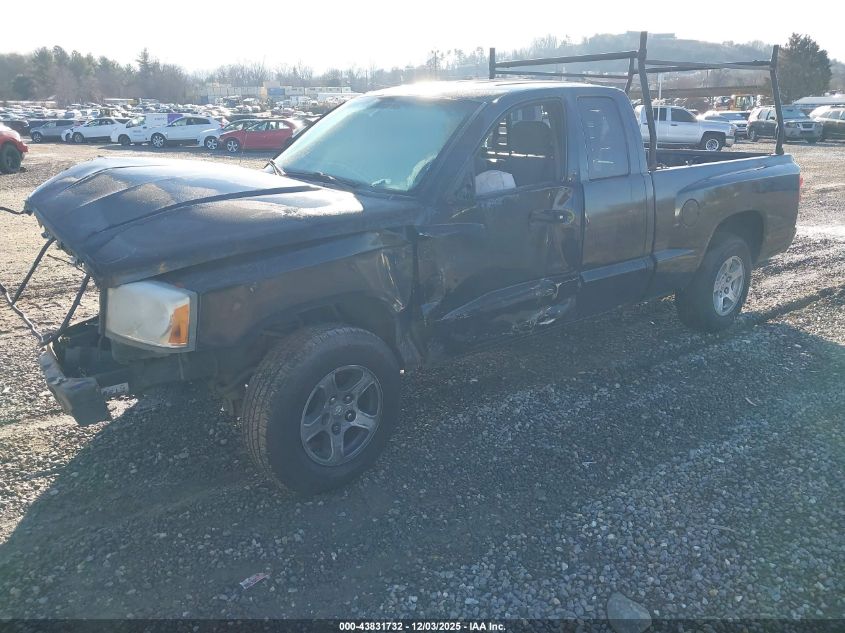 2005 Dodge Dakota St