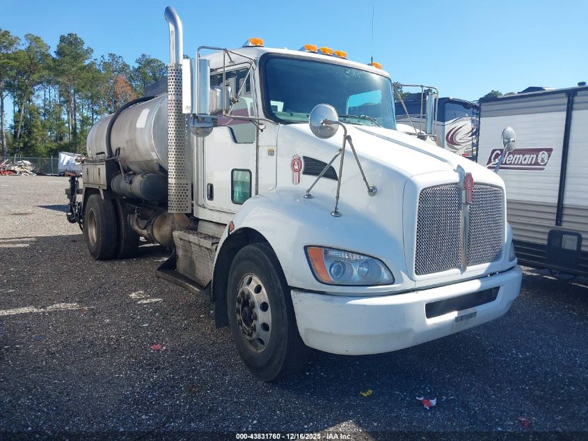 2016 Kenworth Construction T370