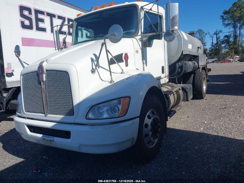 2016 Kenworth Construction T370