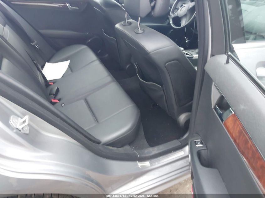 2009 Mercedes-Benz C 300 Luxury 4Matic/Sport 4Matic VIN: WDDGF81X49R080778 Lot: 43831763