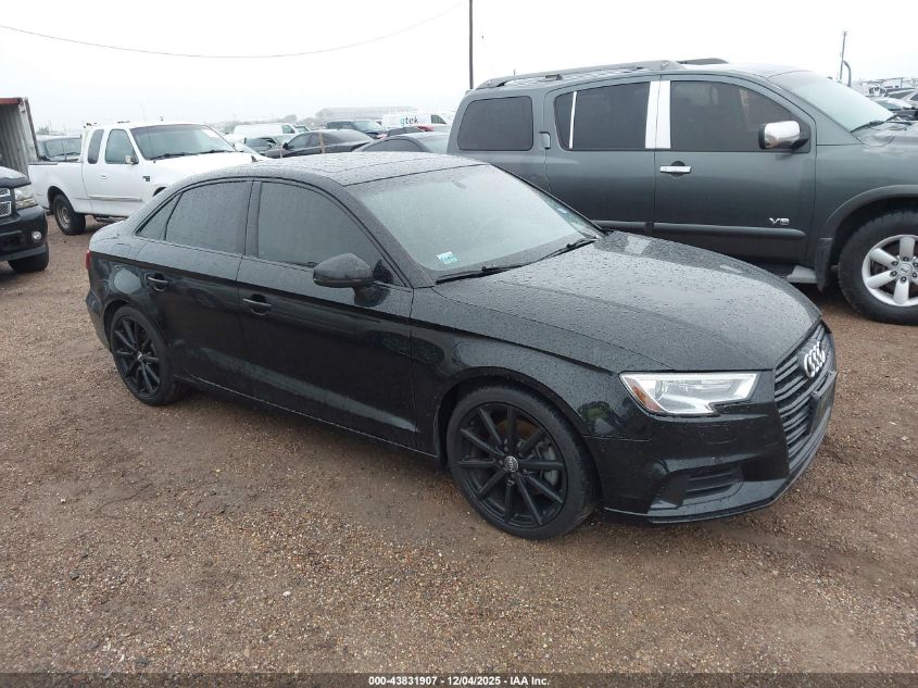 AUDI A3 40 TITANIUM PREMIUM