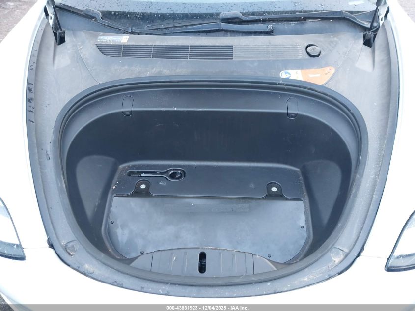 2018 Tesla Model 3 Long Range/Mid Range VIN: 5YJ3E1EA3JF003807 Lot: 43831923