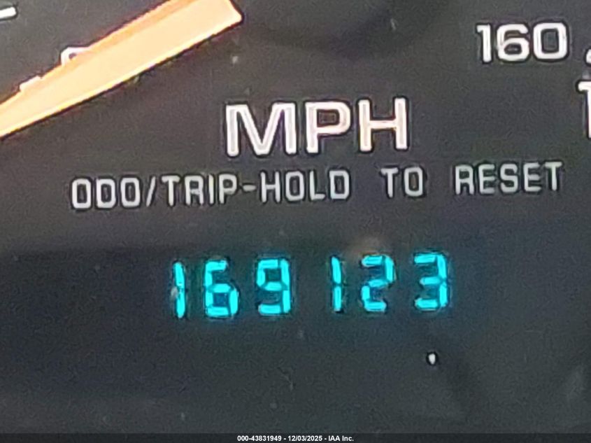 2003 Chevrolet Blazer Ls VIN: 1GNDT13X83K137176 Lot: 43831949