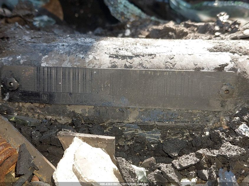 2004 Chevrolet Suburban 1500 Lt VIN: 1GNEC16Z04R227206 Lot: 43831967