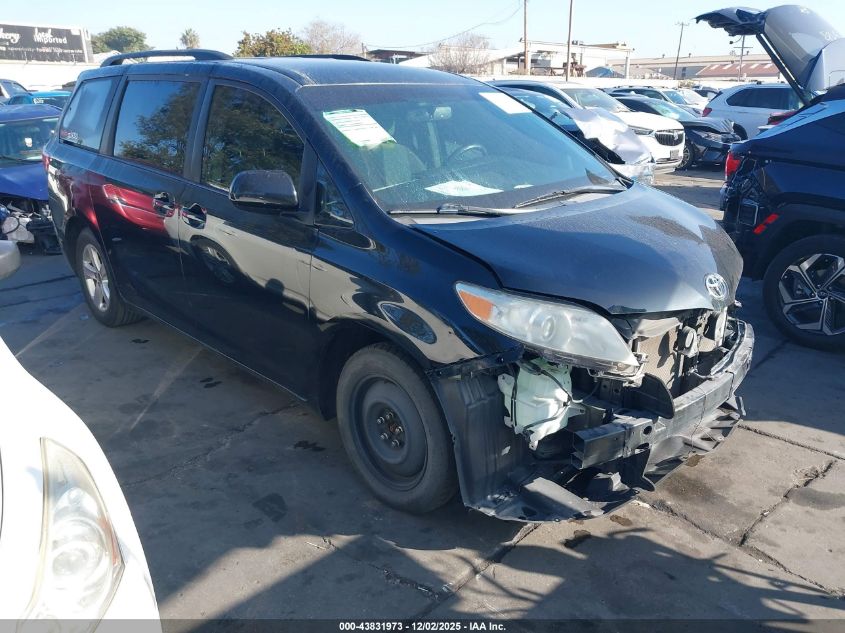 TOYOTA SIENNA LE 8 PASSENGER
