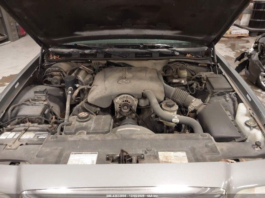 1999 Ford Crown Victoria Lx VIN: 2FAFP74W6XX184939 Lot: 43832008