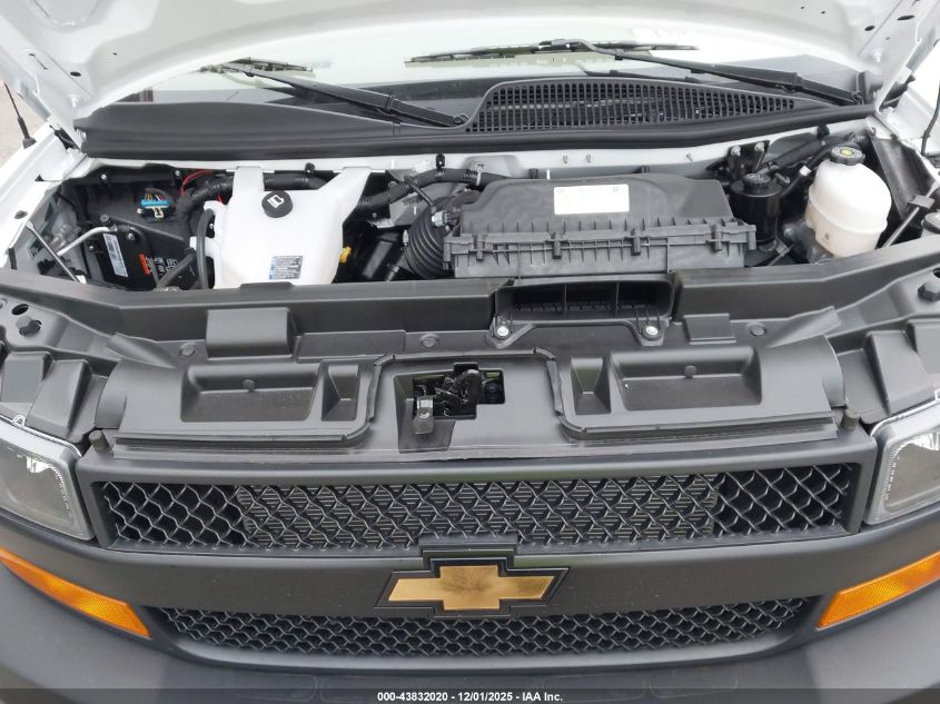 2025 Chevrolet Express Cutaway Work Van VIN: 1HA3GRF77SN019440 Lot: 43832020