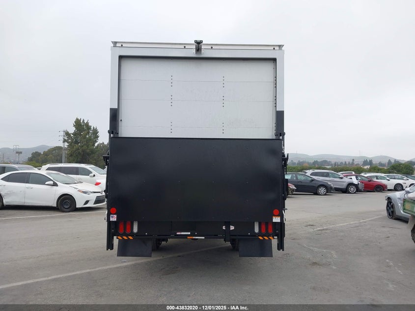 2025 Chevrolet Express Cutaway Work Van VIN: 1HA3GRF77SN019440 Lot: 43832020