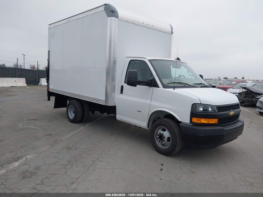 2025 CHEVROLET EXPRESS CUTAWAY  (VIN: 1HA3GRF77SN019440)