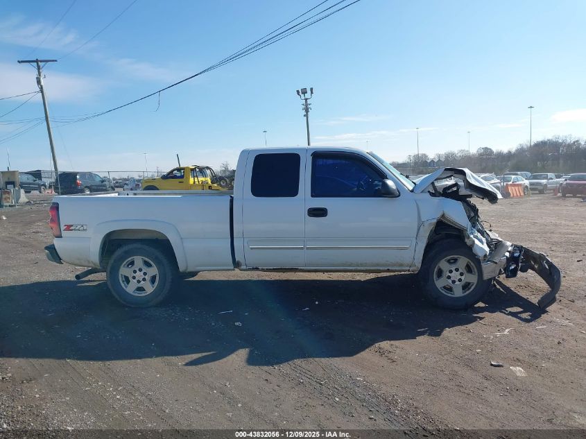 2005 Chevrolet Silverado 1500 Z71 VIN: 1GCEK19BX5E235509 Lot: 43832056