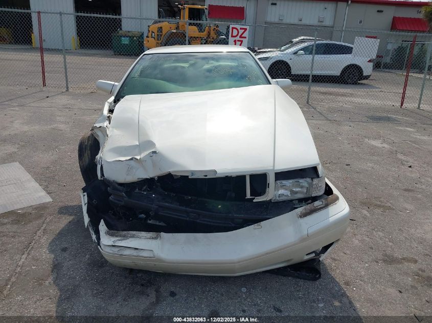 2000 Cadillac Eldorado Etc VIN: 1G6ET129XYB700349 Lot: 43832063