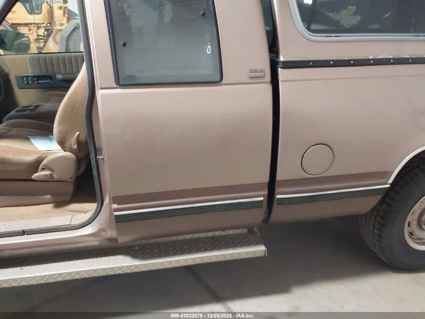 1994 Chevrolet Gmt-400 K1500 VIN: 1GCEK19K5RE197600 Lot: 43832079