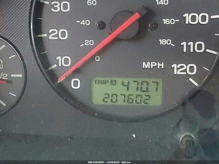 2001 Subaru Legacy L VIN: 4S3BE635917207595 Lot: 43832087