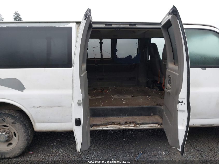 2007 Chevrolet Express Ls VIN: 1GAHG39U171193231 Lot: 43832139