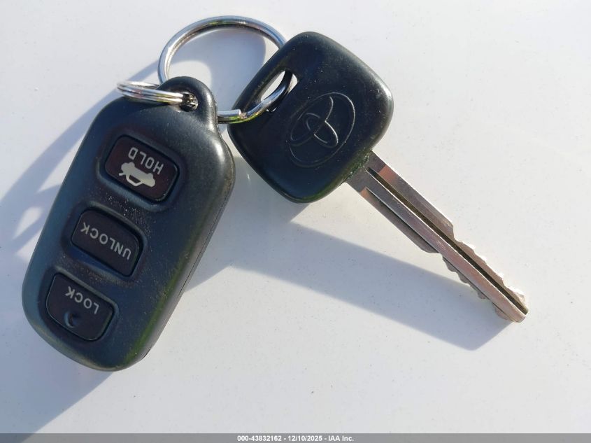 2005 Toyota Camry Le VIN: 4T1BE32K15U049648 Lot: 43832162