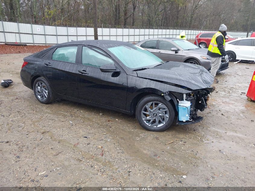 HYUNDAI ELANTRA BLUE