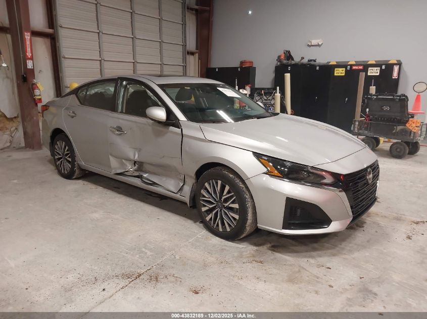 NISSAN ALTIMA SV INTELLIGENT AWD