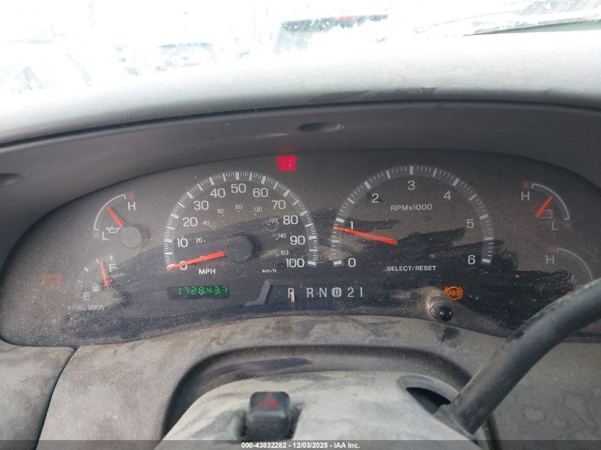 2002 Ford F-150 Lariat/Xl/Xlt VIN: 1FTRX18L22KB56572 Lot: 43832282