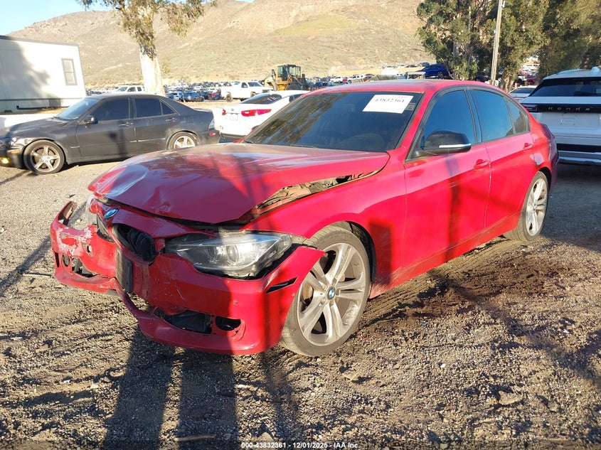 WBA3A9C53DF475860 2013 BMW 3ER photo no. 2