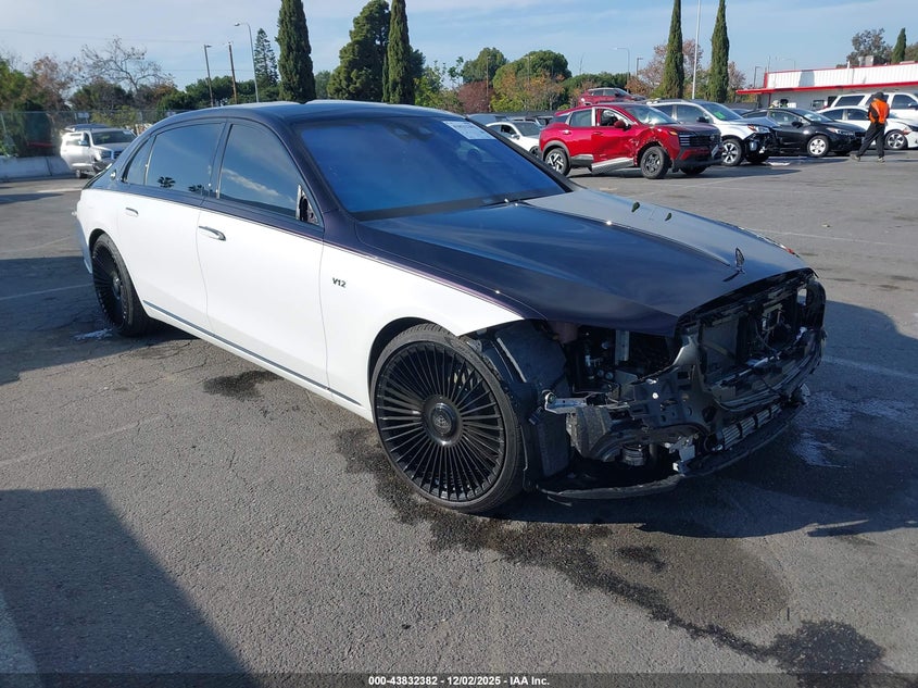 MERCEDES-BENZ MAYBACH 4MATIC