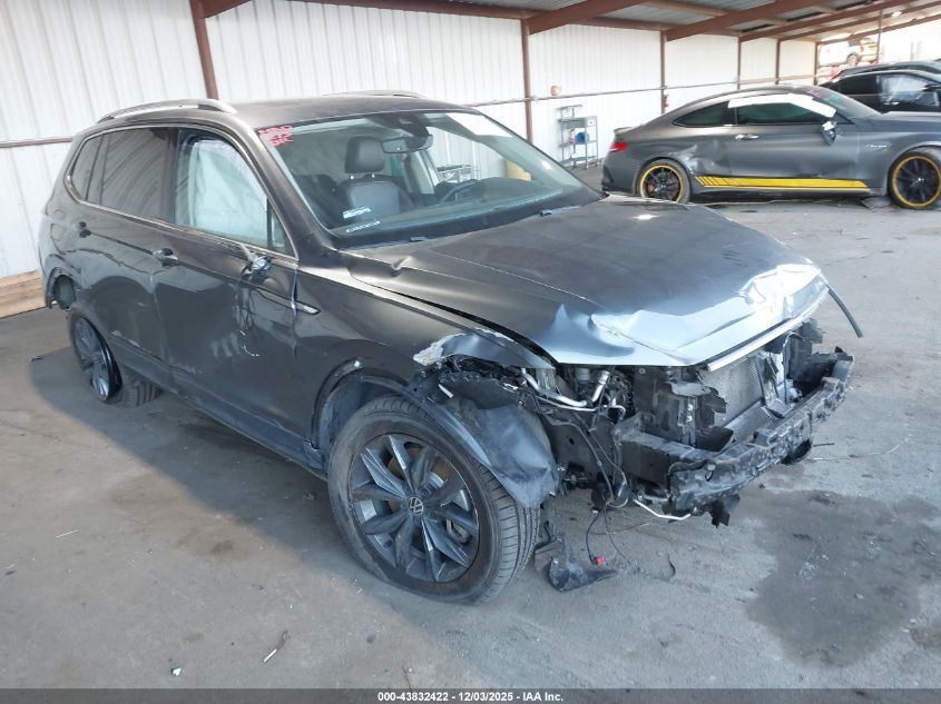 VOLKSWAGEN TIGUAN 2.0T SE