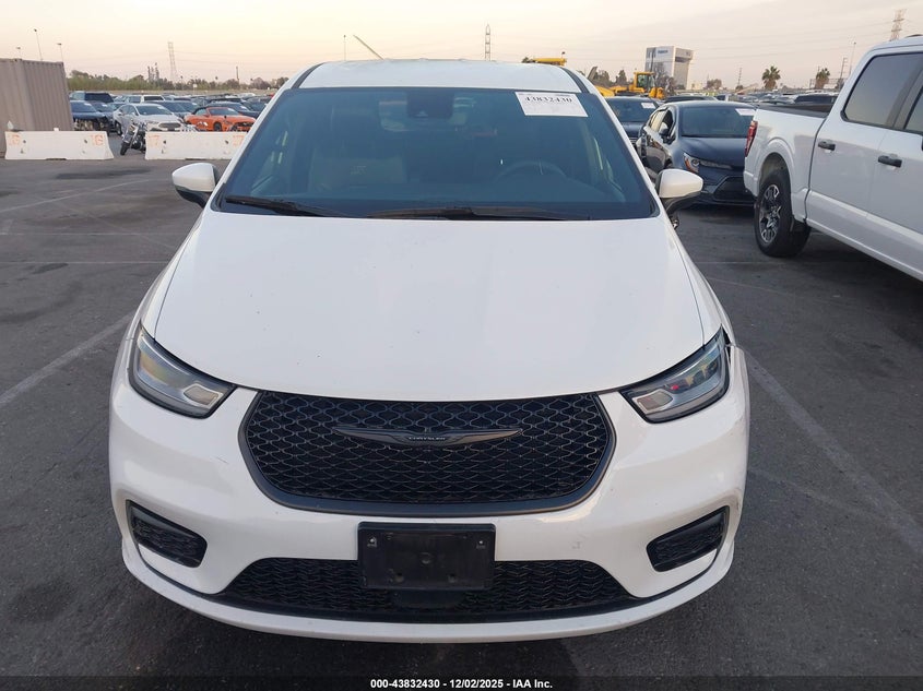 2023 Chrysler Pacifica Hybrid Touring L VIN: 2C4RC1L72PR618594 Lot: 43832430