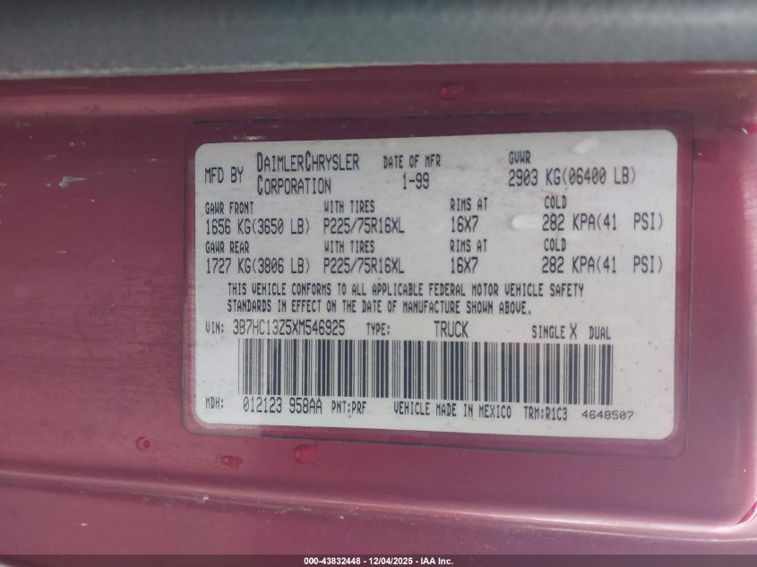 1999 Dodge Ram 1500 St VIN: 3B7HC13Z5XM546925 Lot: 43832448