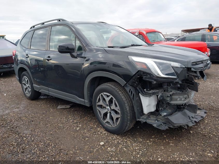 SUBARU FORESTER PREMIUM