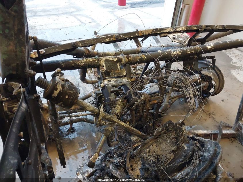 2024 Polaris Xpedition Xp 1000 Northstar Edition VIN: 3NSG2W996RM122528 Lot: 43832637