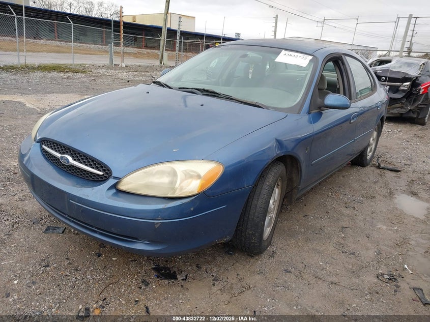 1FAFP53232G237288 2002 FORD TAURUS photo no. 2