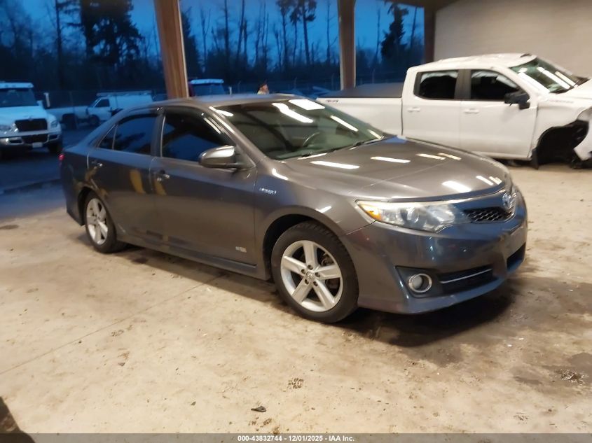 TOYOTA CAMRY HYBRID SE LIMITED EDITION