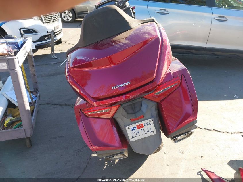 2018 Honda Gl1800 VIN: JH2SC7907JK001462 Lot: 43832779