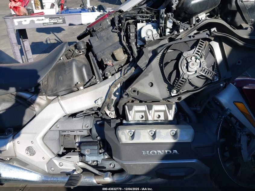 2018 Honda Gl1800 VIN: JH2SC7907JK001462 Lot: 43832779