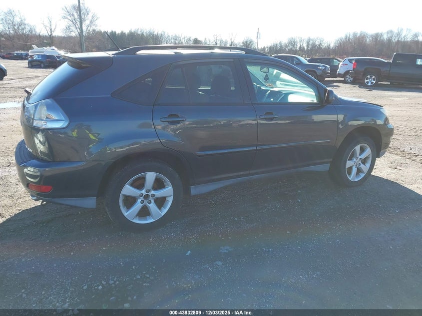 2T2HK31U07C033463 2007 LEXUS RX photo no. 4