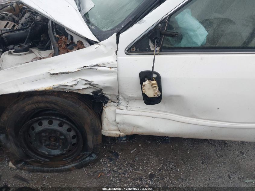 1998 Toyota Camry Le VIN: 4T1BG22K9WU291061 Lot: 43832830