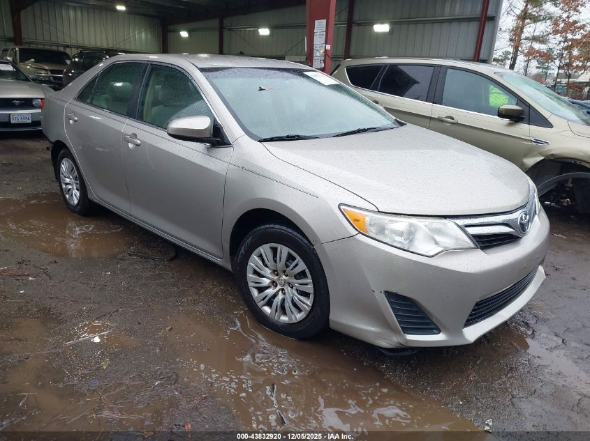 TOYOTA CAMRY LE