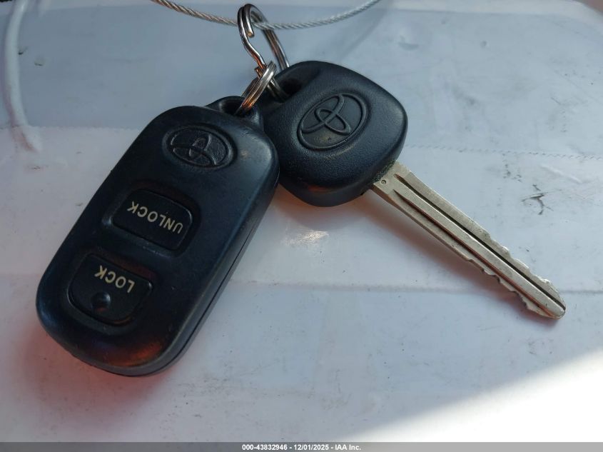 2005 Toyota Corolla Le VIN: 1NXBR32E05Z443916 Lot: 43832946