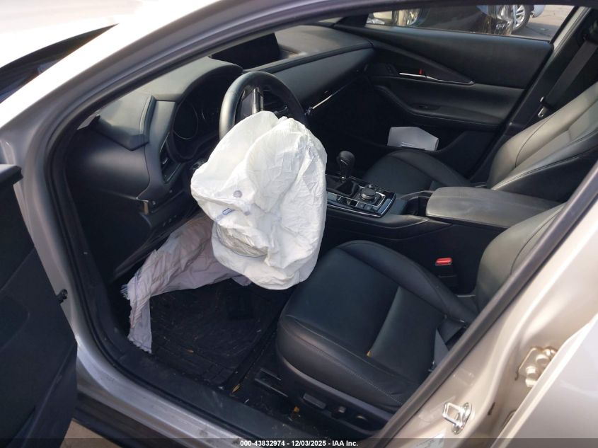 2023 Mazda Cx-30 2.5 S Preferred VIN: 3MVDMBCM2PM533795 Lot: 43832974