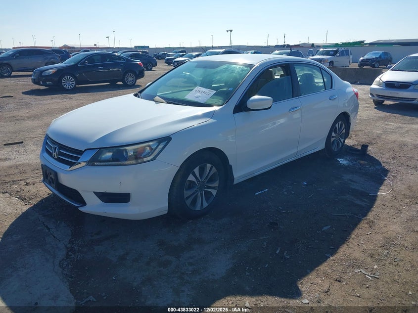 1HGCR2F36DA129880 2013 HONDA ACCORD photo no. 2