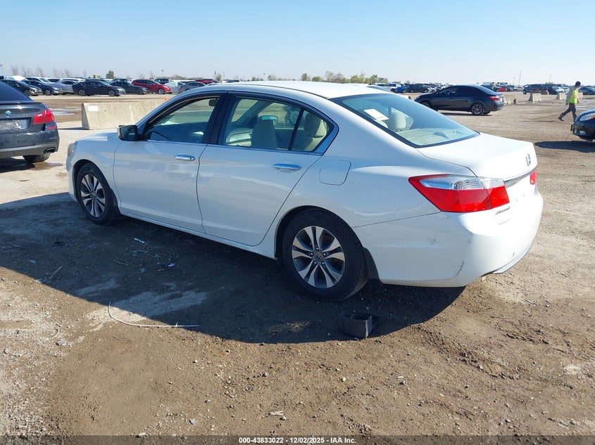1HGCR2F36DA129880 2013 HONDA ACCORD photo no. 3