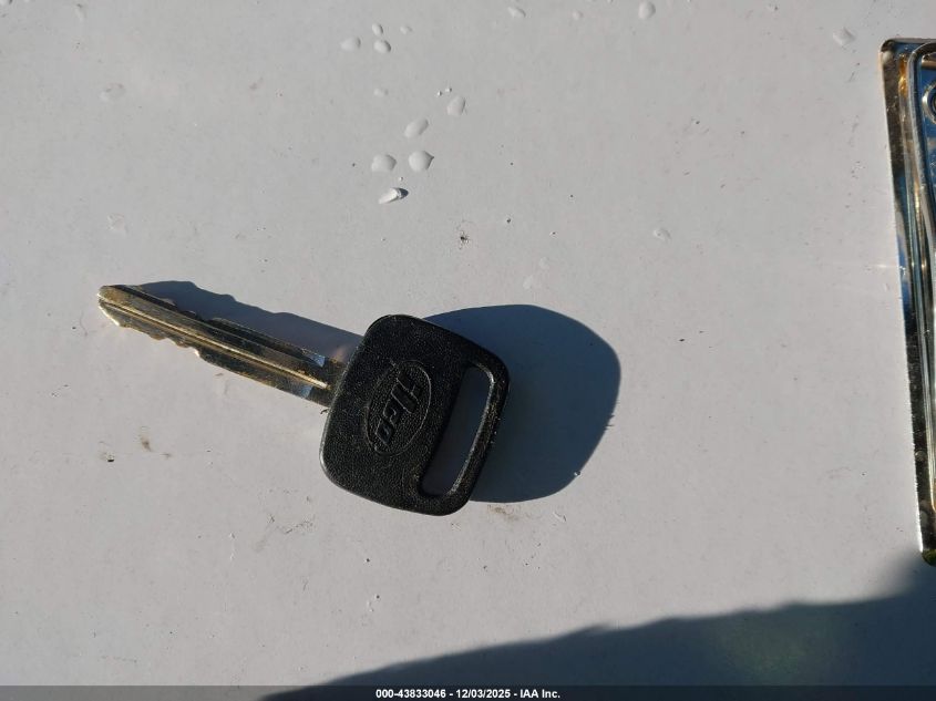 2002 Toyota Avalon Xl VIN: 4T1BF28B92U200116 Lot: 43833046