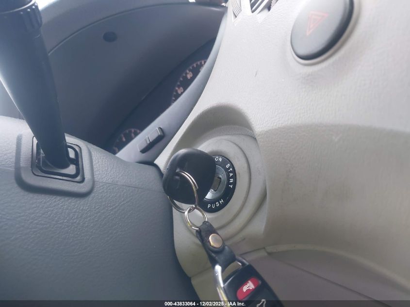 2009 Hyundai Azera Limited VIN: KMHFC46F99A392340 Lot: 43833064