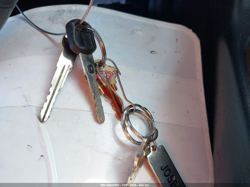 2001 Chevrolet Corvette VIN: 1G1YY32G915117922 Lot: 43833203