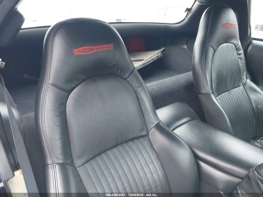 1G1YY12S035130540 2003 CHEVROLET CORVETTE photo no. 8